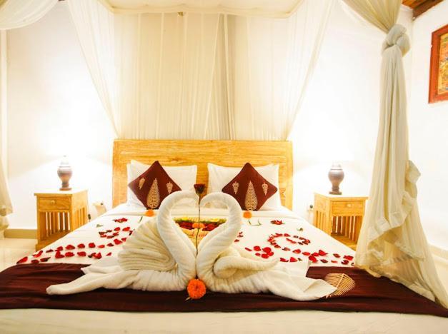 Villa Private With Nature Atmosphere By Dino Ubud